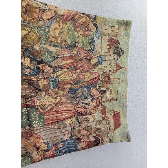 Goblys Made in France French Medieval Town Tapestry Cushion Cover 17.5" x 18.5" - Picture 3 of 9